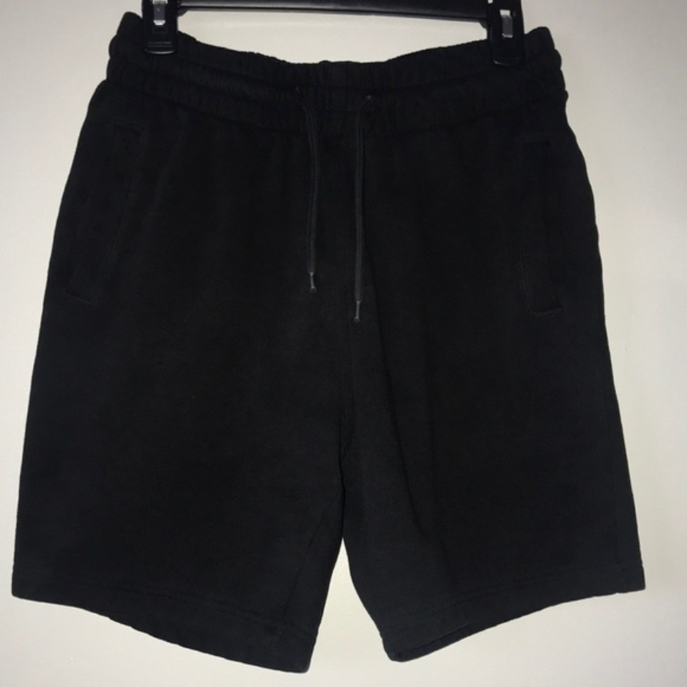 Divided sweat shorts size Small color black